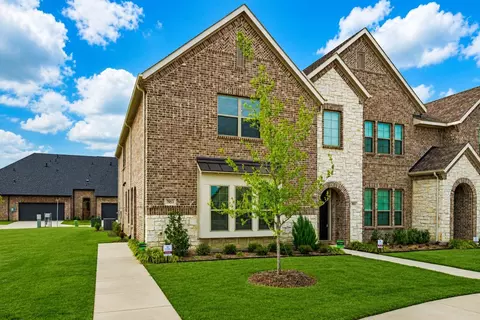 7053 Cedar Creek Dr, Grand Prairie, TX 75054