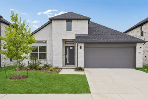 361 Silver Springs Ln, Lavon, TX 75166