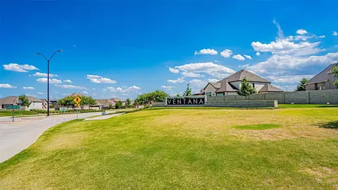 5600 Pope Creek Rd, Fort Worth, TX 76126
