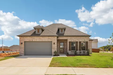 3210 Majesty Ln, Denton, TX 76208