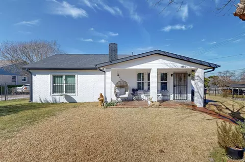 3101 Ouida Ave, Dallas, TX 75211