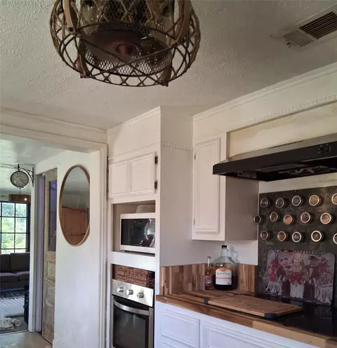 4120 Rench Rd, Lake Worth, TX 76135