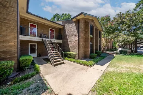 2505 Wedglea Dr #126, Dallas, TX 75211