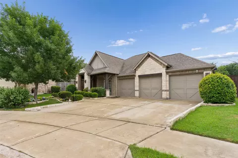 704 Water Garden Cir, Little Elm, TX 75068
