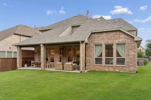 Exterior - 830 Dover Dr, Prosper, TX 75078 photo 3 of 4