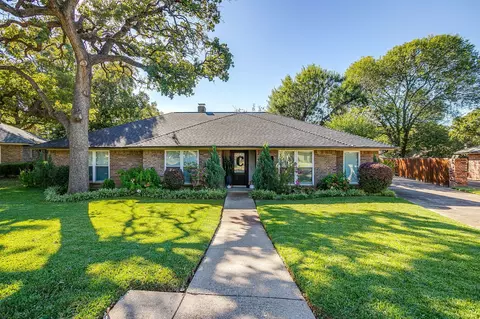 1026 Hazelwood Dr, Mansfield, TX 76063