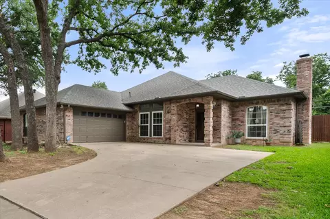 4705 Kensington Ct, Arlington, TX 76016