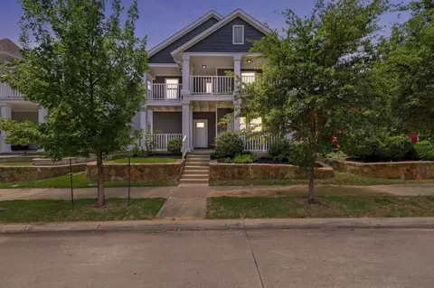 1208 Spanish Moss Dr, Savannah, TX 76227
