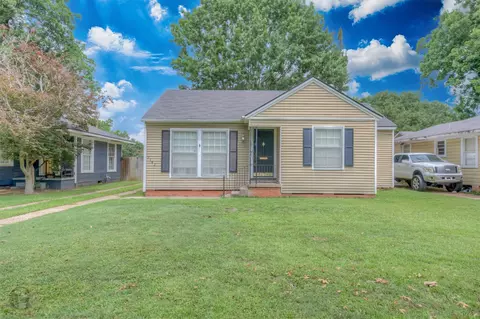 3742 Greenway Pl, Shreveport, LA 71105