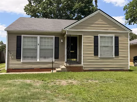 3742 Greenway Pl, Shreveport, LA 71105
