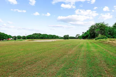 Other - 1350 County Rd 4040 Rd, Ector, TX 75439 photo 3 of 5