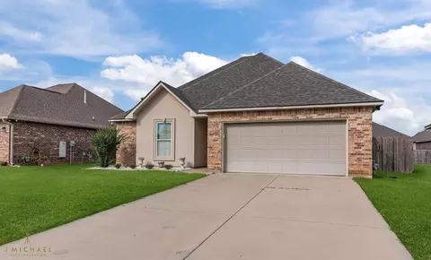 1115 Eli Conner Dr, Bossier City, LA 71112