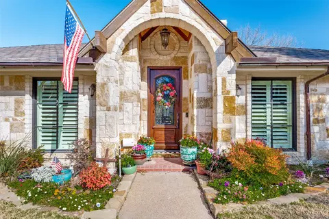 9159 Dunmore Dr, Dallas, TX 75231