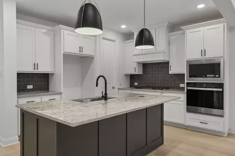 Kitchen - 624 Dublin Dr, Celina, TX 75009 photo 5 of 6