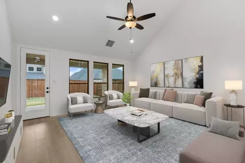 Living - 525 Limerick Ln, Celina, TX 75009 photo 1 of 4