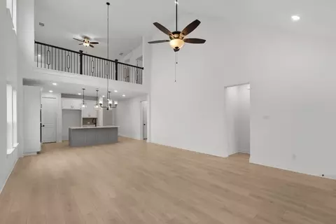 Living - 525 Limerick Ln, Celina, TX 75009 photo 3 of 4