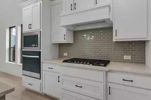 Kitchen - 525 Limerick Ln, Celina, TX 75009 photo 4 of 5