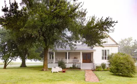 Exterior - 3183 Harrell Rd, Howe, TX 75459 photo 2 of 5