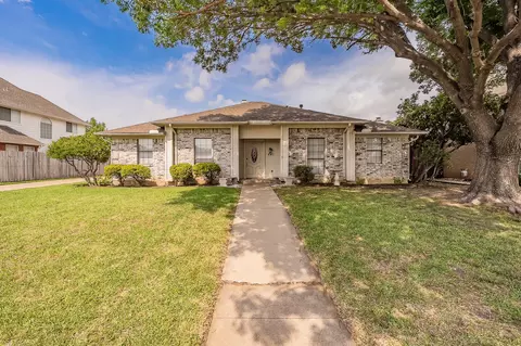 641 Park Ln, Highland Village, TX 75077