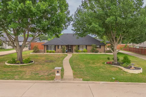 204 Suntide Dr, Sunnyvale, TX 75182
