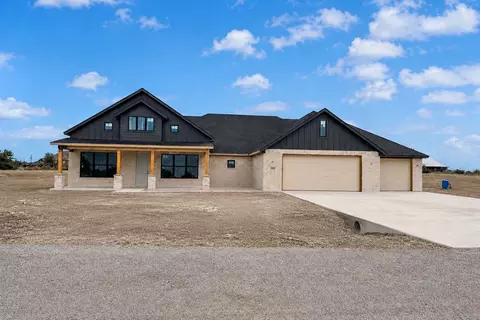 1050 Dove Hill Br, Weatherford, TX 76088