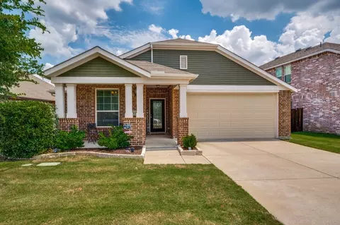 1217 Roadrunner Dr, Little Elm, TX 75068
