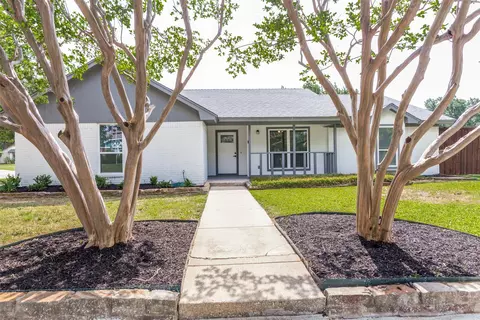 7208 Stonybrooke Dr, North Richland Hills, TX 76182