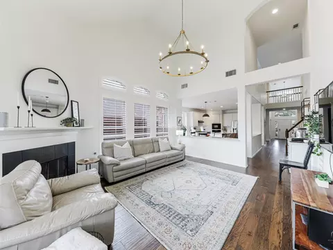 2373 Falcon Point Dr, Frisco, TX 75033