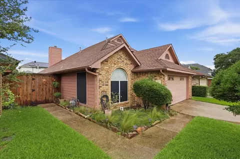 5101 Hearthcrest Dr, Garland, TX 75044
