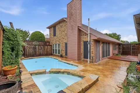 5101 Hearthcrest Dr, Garland, TX 75044