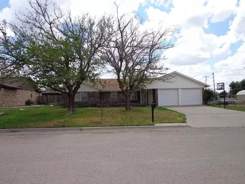 4004 Vicky St, Big Spring, TX 79720