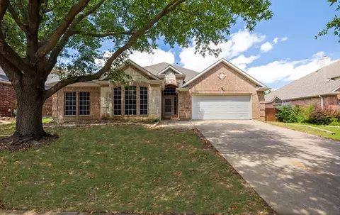 9 Roosevelt Ct, Mansfield, TX 76063