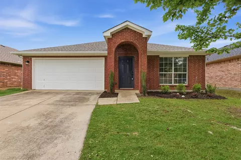 2051 Sunny Side Dr, Little Elm, TX 75068