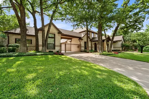2500 Woodbridge Trl, Mansfield, TX 76063