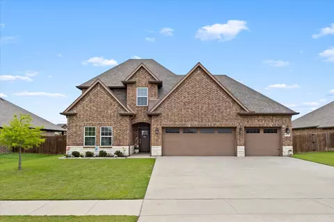 1010 Eva Dr, Greenville, TX 75402