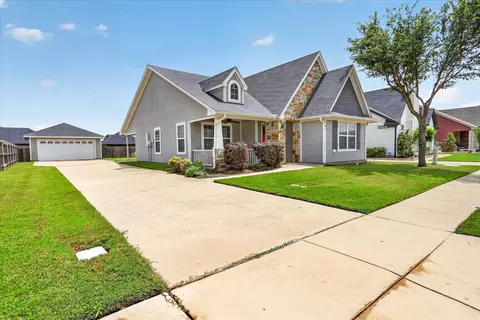 505 Heritage Trl, Burleson, TX 76028