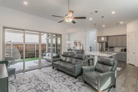 Living - 711 Artesian Dr, Argyle, TX 76226 photo 3 of 3
