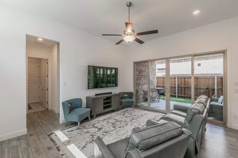 Living - 711 Artesian Dr, Argyle, TX 76226 photo 2 of 3