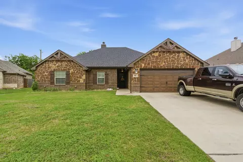 940 Elk Rdg Dr, Stephenville, TX 76401