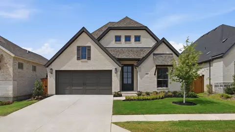2821 Genuine Risk Ct, Celina, TX 75009