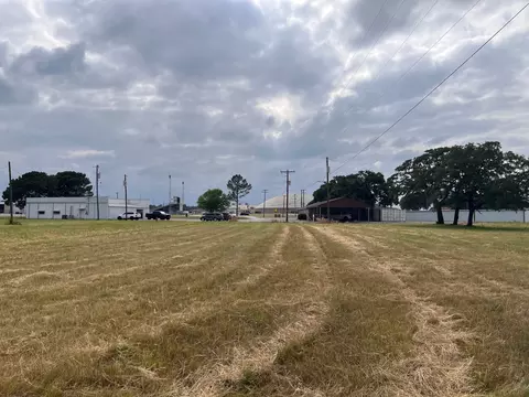 000 Valley Frg, Comanche, TX 76442