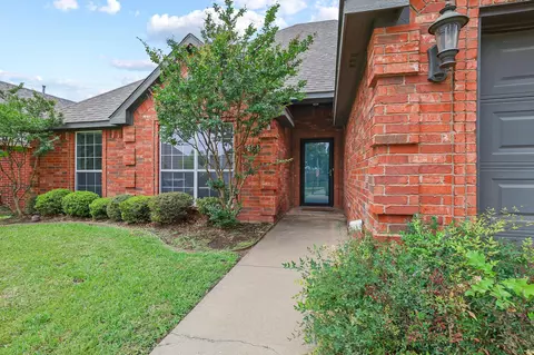 702 Madison Pl, Sherman, TX 75092