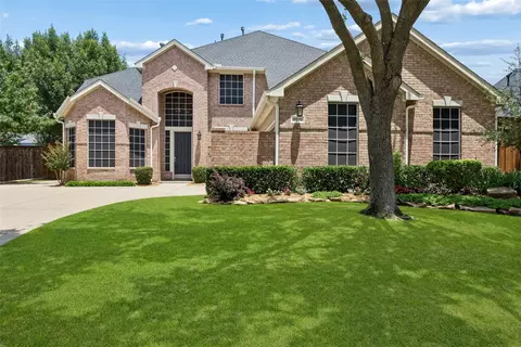 8010 Kings Ct, Rowlett, TX 75089
