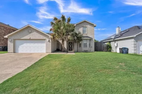 4024 Busch Gardens Dr, Fort Worth, TX 76123