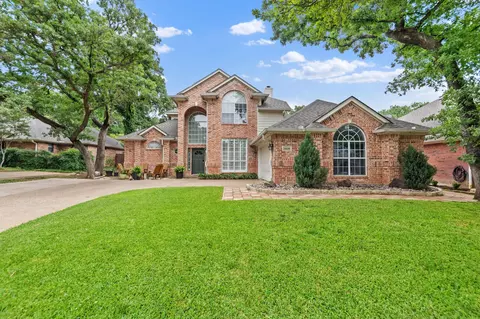 3408 Blue Forest Dr, Arlington, TX 76001