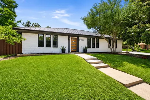 2128 Emerson Ln, Denton, TX 76209