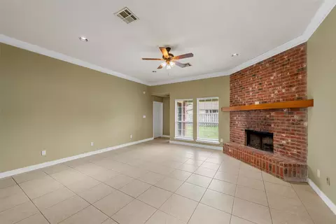 Living - 10413 Granada Dr, Waco, TX 76708 photo 2 of 4