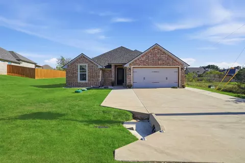 5007 Terlingua Dr, Granbury, TX 76048