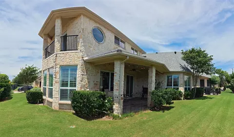 2541 Vineyard Dr, Granbury, TX 76048