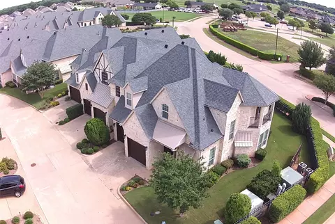 2541 Vineyard Dr, Granbury, TX 76048